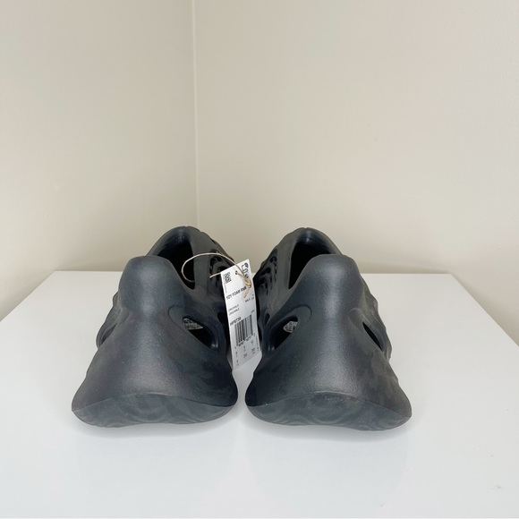 NWB adidas Yeezy Foam RNR - Picture 6 of 9
